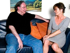 Gros cul, Grosse bite, Gros seins, Sucer une bite, En levrette, Mature, Cheveux courts