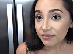 Sucer une bite, Brunette brune, Doigter, Branlette thaïlandaise, Hard, Maigrichonne, Adolescente