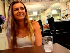 Анальный секс, Крупный план, Экстремальный секс, Фетиш, Пальцем, Фут фетиш, Массаж, На публике