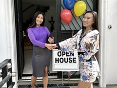 18 jaar, Grote kont, Grote lul, Pijpbeurt, Bruinharig, Hondjeshouding, Tiener, Tieten likken