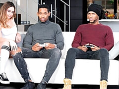 Cul, Sucer une bite, Double pénétration, Hard, Interracial, Seins naturels, Adolescente, Plan cul à trois