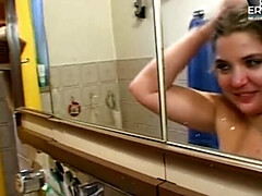 Tetas grandes, Rubia, Corridas, Grupo, Casero, Madres para coger, Coño, Apretado