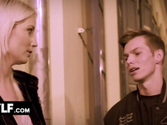 Grosser arsch, Blondine, Hundestellung, Hardcore, Hd, Milf, Schlampe, Titten