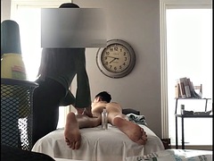アジア人, デカチン, デカパイ, 露出狂, 手コキする, 淫乱熟女, オッパイの, のぞき