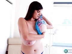 Брюнетки, Грудастые, Волосатые, Хд, Мастурбация, Натуральные сиськи, Киски, Соло