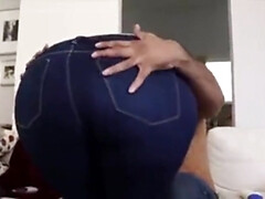 Gros cul, Blonde, Sucer une bite, Éjaculation interne, Gorge profonde, Hard, Mamelons, Chatte