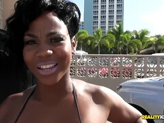 Жопа, Большая жопа, Большие сиськи, Блондинки, Минет, Брюнетки, Секс без цензуры, Тату