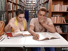 Большая жопа, Большой член, Большие сиськи, Минет, Брюнетки, Собачьи, Милф