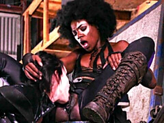 デカパイ, なめる, 下着, オナニー, 淫乱熟女, 剃毛, ストリッピング, オッパイの