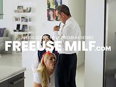 Blonde, Plantureuse, Femme couguar, En levrette, Mère que j'aimerais baiser