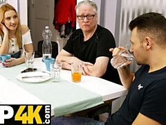 18, ブロンド, 捕まる, Hd, ハンガリー人, なめる, オマンコ, 剃毛