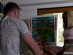 Schwarz, Blasen, Spermaladung, Schwarz, Aufs gesicht abspritzen, Würgen, Zierlich, Jungendliche (18+)