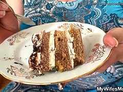 Бабушки, Огромные размеры, Зрелые, Мамочка, Натуральные сиськи, Реалити, Сиськи