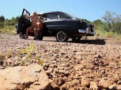 Blonde, Tir de sperme, Faciale, De plein air, Public, Tatouage