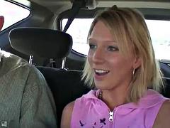 In den arsch, Tussi, Grosse titten, Blasen, Braunhaarige, Hardcore, Reif, Milf