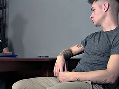 Grosser schwanz, Blasen, Doppelpenetration, Schwul, Handjob, Hardcore, Polizei, Reiten