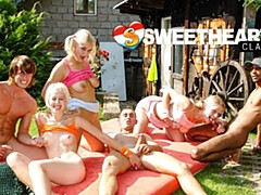 Friends dirt with comely girlie from Club Sweethearts
