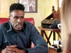 Gros seins, Tromperie, Bâillonner, Interracial, Bureau, Piercing, Chatte, Nénés