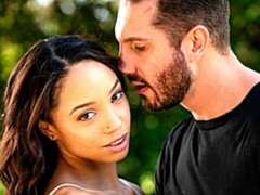 Pijpbeurt, Bruinharig, Hondjeshouding, Harig, Natuurlijke tieten, Mager, Tiener, Tieten likken