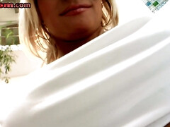 デカパイ, フェラチオ, 巨乳な, 中出し, イマラチオ, 淫乱熟女, 3p男男女, フェラする