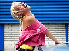 お尻, ブロンド, 車, ジーンズ, ヌード, アウトドア, スカート