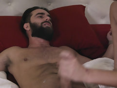 Spermaladung, Domination, Gesichtssitzen, Weibliche domination, Fetisch, Reif, Büro, Hintern versohlen