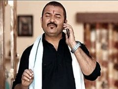 Aziatisch, Grote mammen, Beroemdheid, Hondjeshouding, Indisch, Moeder, Natuurlijke tieten, Tieten likken