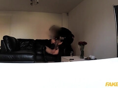 Enthousiasteling, Blond, Brits, Hondjeshouding, Sperma in gezicht, Huisvrouw, Politie, Realiteit