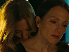 amanda seyfried & julianne moore - chloe (2009)