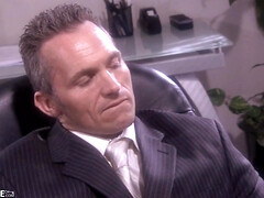 Grote lul, Blond, Pijpbeurt, Hardcore, Secretaresse, Geschoren, Kousen, Trio