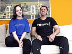 Amateur, Grosse bite, Brunette brune, En levrette, Seins naturels, Maigrichonne, Adolescente, Nénés