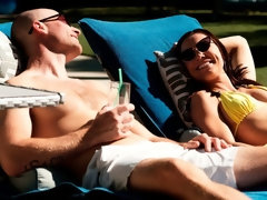 Arsch, Blasen, Braunhaarige, Fussjob, Handjob, Lecken, Tätowierung, Jungendliche (18+)