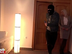 Reif, Milf, Mutti, Natürlichen titten, Muschi, Reiten, Strümpfe, Ablutschen