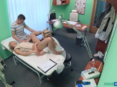 Жопа, Ванна, Парочка, Семяизвержение, Собачьи, Сперма на лице, Подружка, Киски