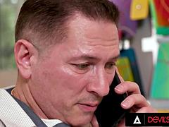 Pijpbeurt, Kokhalzen, Harig, Hardcore, Likken, Roodharige vrouw, Tiener, Tieten likken