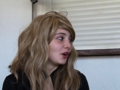 Anaal, Blond, Pijpbeurt, Hondjeshouding, Tiener