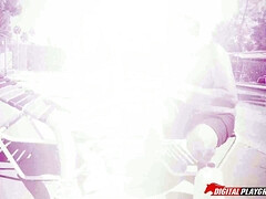 デカパイ, ビキニ, ブロンド, 巨乳な, 母乳, アウトドア, プール, ソフトコア