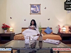 Superb Indian babe memorable xxx video