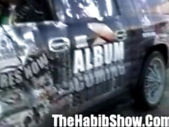 Leie, Grosser arsch, Braunhaarige, Schwarz, Masturbation, Party, Tätowierung, Titten