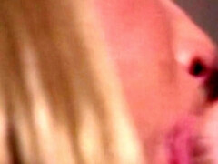 Grosser arsch, Grosse titten, Blondine, Blasen, Fingern, Masturbation