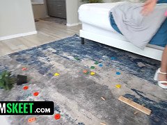 18 ans, Anal, Asiatique, Gorge profonde, En levrette, Branlette thaïlandaise, Hd, Chatte