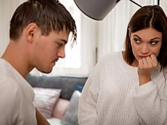 Gros cul, Grosse bite, Sucer une bite, Brunette brune, En levrette, Seins naturels, Nénés