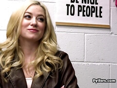 18 jaar, Enthousiasteling, Blond, Diep in de keel, Hardcore, Kantoor, Spion, Tiener