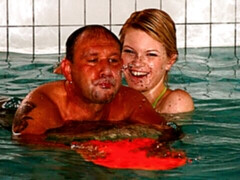 Rubia, Mamada, Desnudo, Piscina, Afeitado, Deporte, Adolescente, Tetas