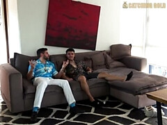 Kont, Grote kont, Lul, Latijnse vrouw, Moeder die ik wil neuken, Verlegen, Trio, Tieten likken