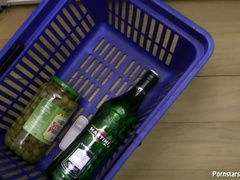 Mamada, Morena, Pajear, Jeans, Natural, Tetas naturales, Pov, Público