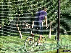 Braunhaarige, Lesbisch, Masturbation, Mutti, Natürlichen titten, Muschi, Realität, Jungendliche (18+)