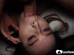 Nana, Sucer une bite, Brunette brune, Doigter, Hard, Chatte, Gicler, Nénés