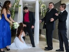 Cul, Gros cul, Gros seins, Sucer une bite, Attrapée, En levrette, Rasée, Nénés