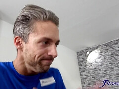 素人, 美女, フェラチオ, ジム, 手コキする, なめる, スパンキング, パイ刷り